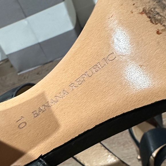 Banana Republic Black Strappy Heels - Picture 7 of 8